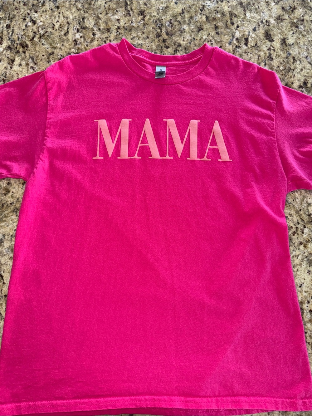 Gildan Hot Pink 'MAMA' Graphic Tee